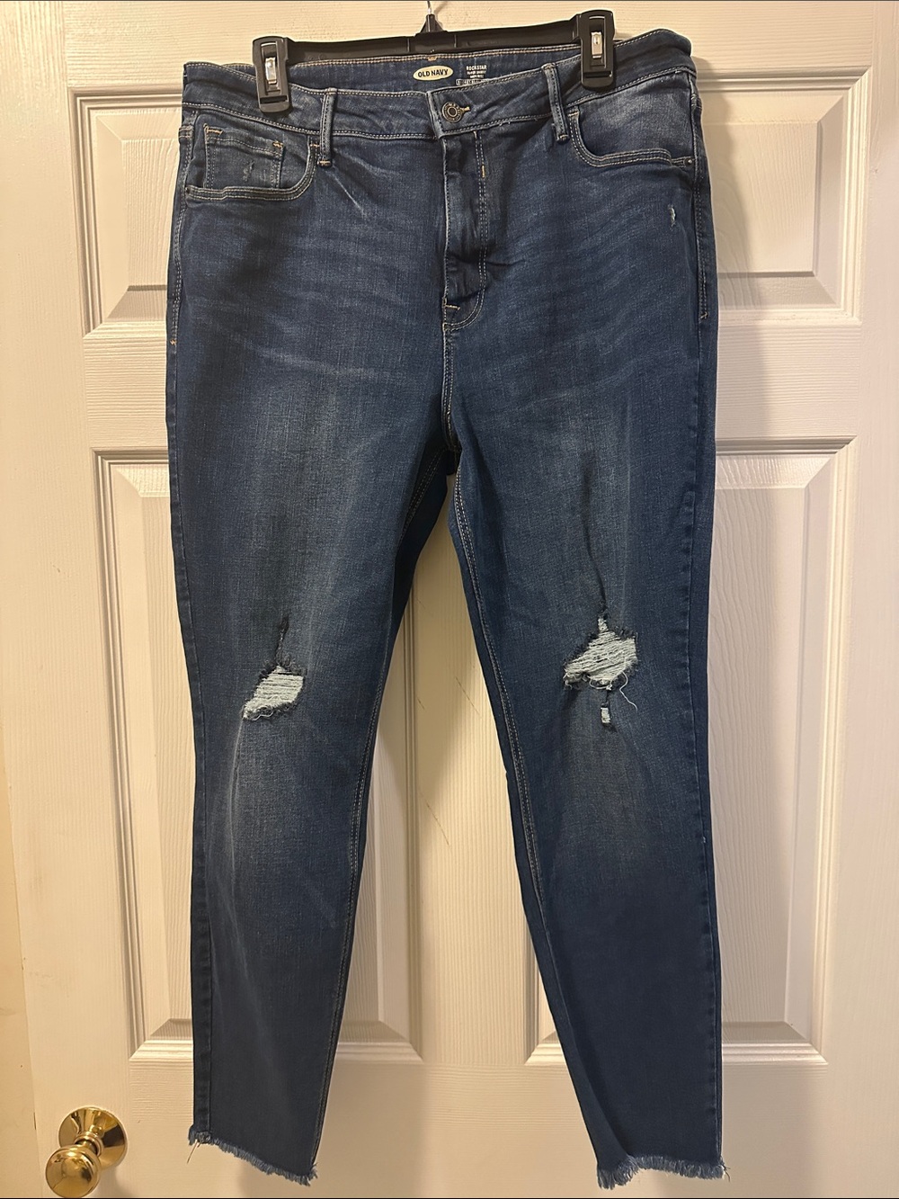 Women’s Old Navy Rockstar Super Skinny High Rise Denim Jeans - Size 16